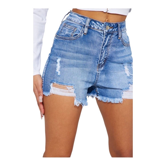 Denim Distressed Women Shorts GUC - Picture 1 of 3